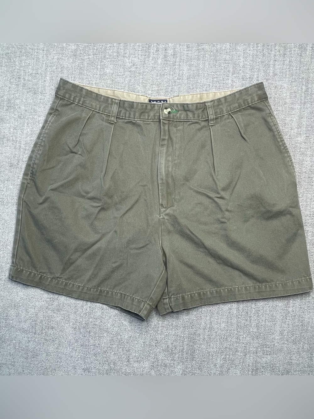 Vtg 90s Tommy Hilfiger Men’s 36 Olive Khaki Pleated Shorts Classic Preppy Summer